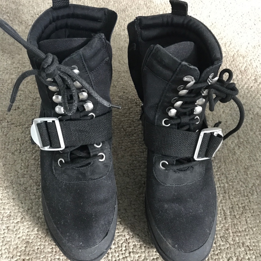 Steve Madden booties